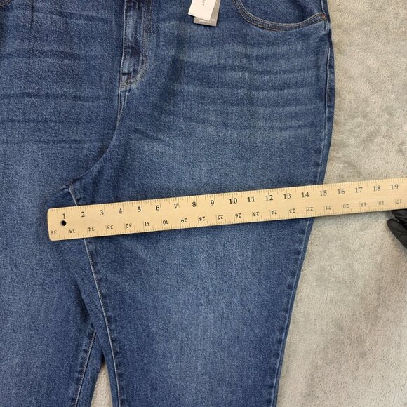 Lane Bryant Jeans Womens 20 Blue High-Rise Signature Fit Girlfriend Straight - Picture 6 of 14